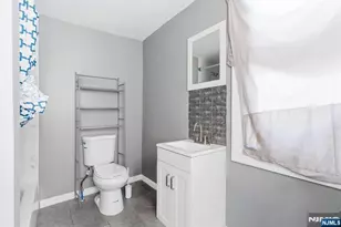 61 Cutler St, Newark, NJ 07104 - Photo 11