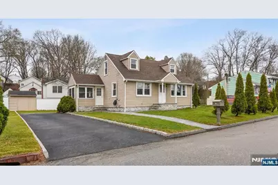 34 Lakeview Avenue, Butler, NJ 07405 - Photo 25