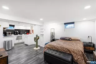 34 Lakeview Ave, Butler, NJ 07405 - Photo 7