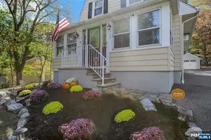 172 Yawpo Ave, Oakland, NJ 07436 - Photo 5