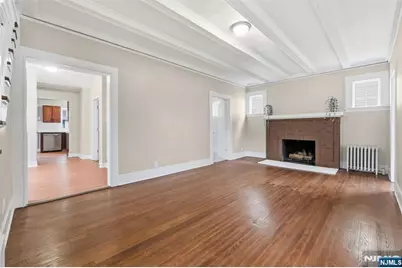 106 Freeman Avenue, East Orange, NJ 07018 - Photo 9