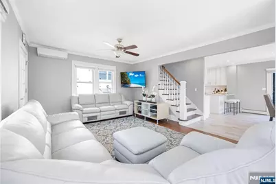 1130 Abbott Boulevard, Fort Lee, NJ 07024 - Photo 5
