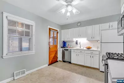 154 Watchung Drive, Hawthorne, NJ 07506 - Photo 15