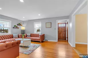 154 Watchung Dr, Hawthorne, NJ 07506 - Photo 7