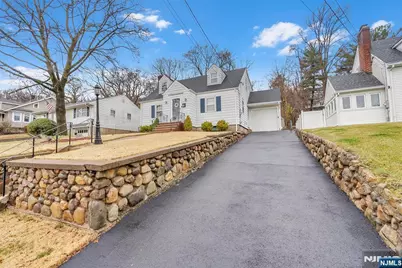 154 Watchung Drive, Hawthorne, NJ 07506 - Photo 3