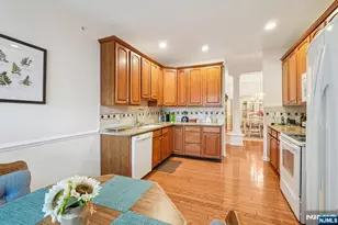 1209 Holly Ln 141, Cedar Grove, NJ 07009 - Photo 11
