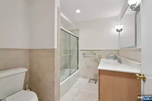 27 Oak Pl, Caldwell, NJ 07006 - Photo 21