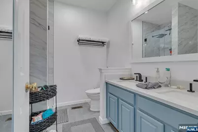 906 Memorial Drive, Belleville, NJ 07109 - Photo 21