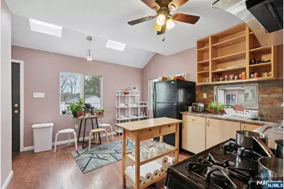 1492 Alps Road, Wayne, NJ 07470 - Photo 7