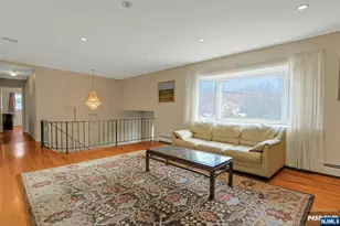 81 Queen Ct, Hillsdale, NJ 07642 - Photo 9