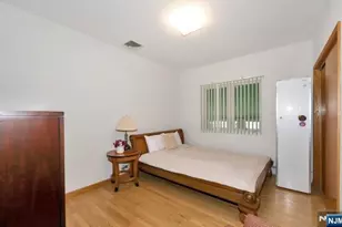 253 Delawanna Ave, Clifton, NJ 07014 - Photo 5