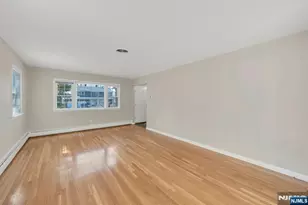 366 Valley View Ave, Paramus, NJ 07652 - Photo 9