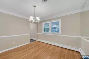 366 Valley View Ave, Paramus, NJ 07652 - Photo 13