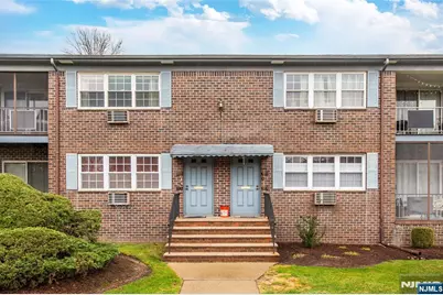 580 Bloomfield 11B #11B, West Caldwell, NJ 07006 - Photo 1