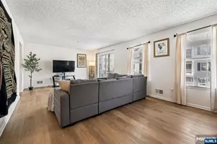 48 Cornerstone Ln, Newark, NJ 07103 - Photo 5