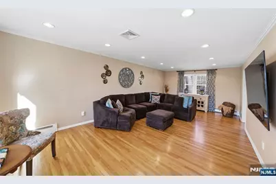 119 Herrick Road, Wayne, NJ 07470 - Photo 9