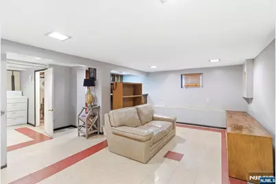 1985 Ostwood Terrace, Union Township, NJ 07083 - Photo 15