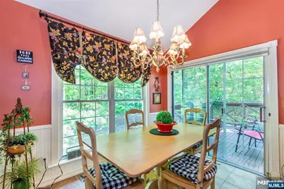 8 Tomahawk Drive, Wayne, NJ 07470 - Photo 9