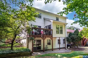 8 Tomahawk Dr, Wayne, NJ 07470 - Photo 27