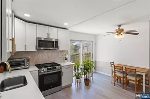 60 16th Ave, Elmwood Park, NJ 07407 - Photo 9