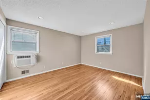 24 Carolyn Rd, Belleville, NJ 07109 - Photo 7