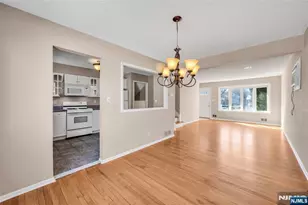 24 Carolyn Rd, Belleville, NJ 07109 - Photo 3