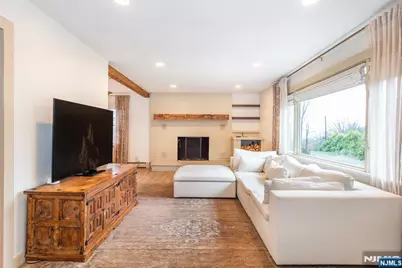 278 French Hill Road, Wayne, NJ 07470 - Photo 7