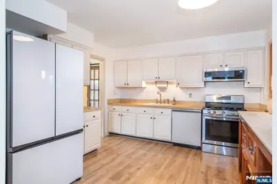 278 French Hill Road, Wayne, NJ 07470 - Photo 15