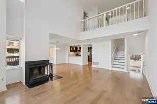 316 Thornton Ct T316, Edgewater, NJ 07020 - Photo 9