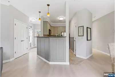 2 Pine Crescent 14 #14, Vernon, NJ 07462 - Photo 5