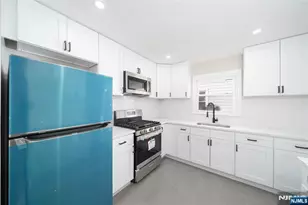 104 Hayward Pl, Wallington, NJ 07057 - Photo 7