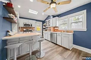 243 Jefferson Ave, Cresskill, NJ 07626 - Photo 9