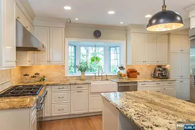 19 The Fairway, Montclair, NJ 07043 - Photo 23