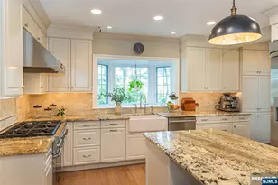 19 The Fairway, Montclair, NJ 07043 - Photo 23