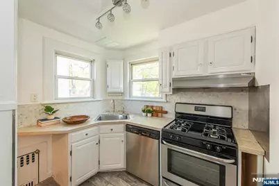35 Rawson Street, Bloomfield, NJ 07003 - Photo 23