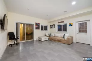 220B Glen Ave, Palisades Park, NJ 07650 - Photo 23