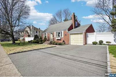 41 Taggart Way, Saddle Brook Township, NJ 07663 - Photo 3