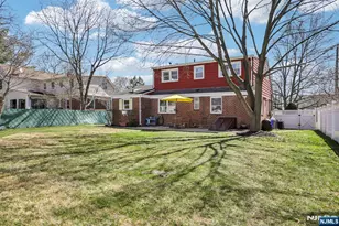 41 Taggart Way, Saddle Brook Township, NJ 07663 - Photo 45