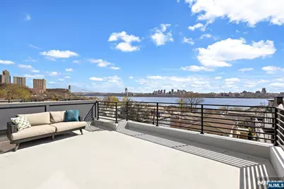 640 Undercliff Avenue, Edgewater, NJ 07020 - Photo 33