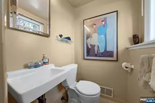 55 Walnut Dr, Tenafly, NJ 07670 - Photo 35