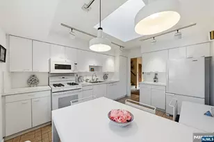 55 Walnut Dr, Tenafly, NJ 07670 - Photo 17