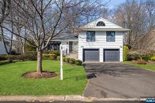 55 Walnut Dr, Tenafly, NJ 07670 - Photo 5