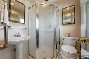 55 Walnut Dr, Tenafly, NJ 07670 - Photo 21