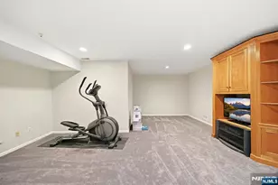 300 Coventry Ct, Ramsey, NJ 07446 - Photo 27