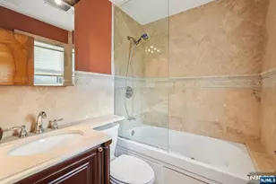 2 Ivy Ln, Wallington, NJ 07057 - Photo 15