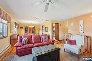 2 Ivy Ln, Wallington, NJ 07057 - Photo 19