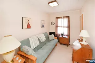 132 Catherine Ave, Saddle Brook Township, NJ 07663 - Photo 13