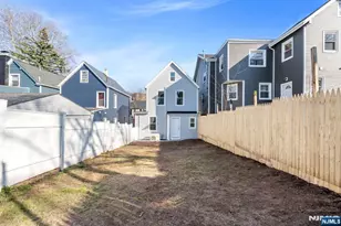 125 Brookside Ave, Irvington, NJ 07111 - Photo 33