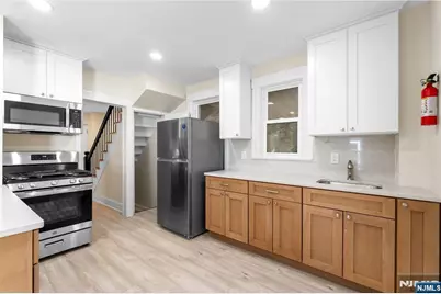 125 Brookside Avenue, Irvington, NJ 07111 - Photo 15