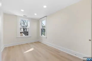 125 Brookside Ave, Irvington, NJ 07111 - Photo 5